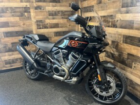 2026 Harley-Davidson® Pan America® 1250 Special Vivid Black Black Laced Wheels RA1250S thumb 3