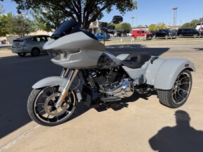2026 Harley-Davidson® Road Glide 3 Dark Billiard Gray thumb 0