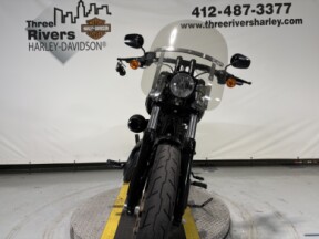2016 Harley-Davidson® Low Rider® S Vivid Black thumb 1