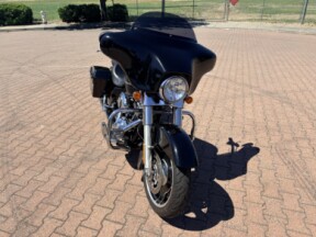 FLHX 2010 Street Glide® thumb 2