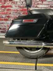 Harley-Davidson® Electra Glide® Standard 2019 FLHT BLACK thumb 0
