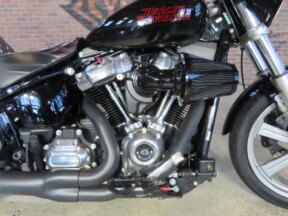 2023 Harley-Davidson® Softail® Standard FXST thumb 2