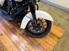 2018 Harley-Davidson® Street Glide® Special Bonneville Salt Denim thumb 0