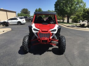 Talon 1000R-4 FOX® Live Valve thumb 2