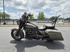 FLHXS 2019 Street Glide® Special thumb 0