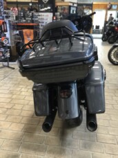 2021 Harley-Davidson® Ultra Limited Gauntlet Gray Metallic - Black Finish thumb 1