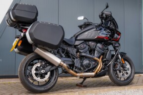 2025 Harley-Davidson Pan America 1250 ST thumb 2