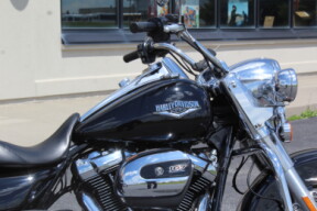 FLHR 2018 Road King<sup>®</sup> thumb 0