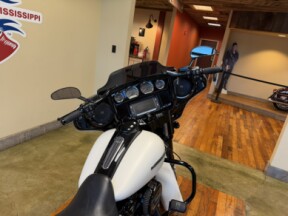 2018 Harley-Davidson® Street Glide® Special Bonneville Salt Denim thumb 1