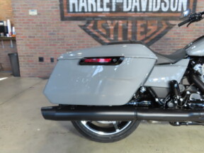 2026 Harley-Davidson® Road Glide™ FLTRX thumb 1