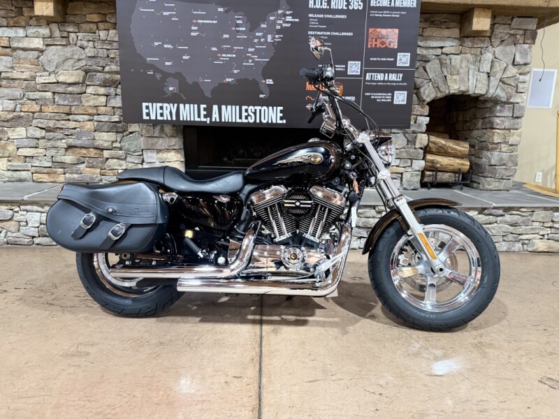 2013 XL1200C - 1200 CUSTOM - ANNIVERSARY