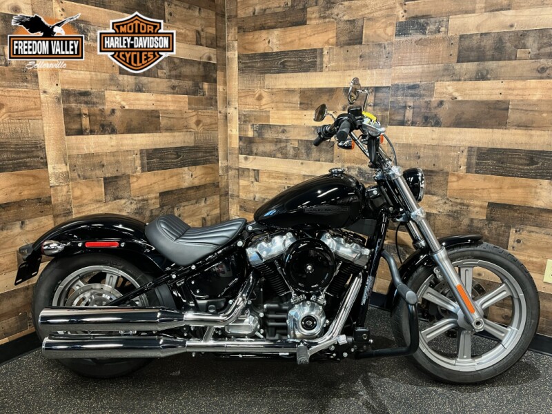 2022 Harley-Davidson® Softail Standard® Vivid Black  FXST