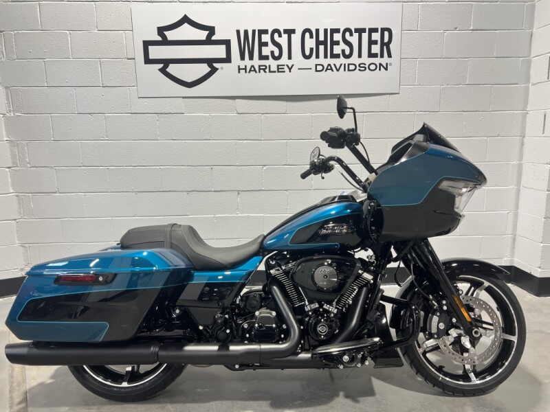 2026 Harley-Davidson® Road Glide® Teal Thunder / Vivid Black Black Trim  FLTRX
