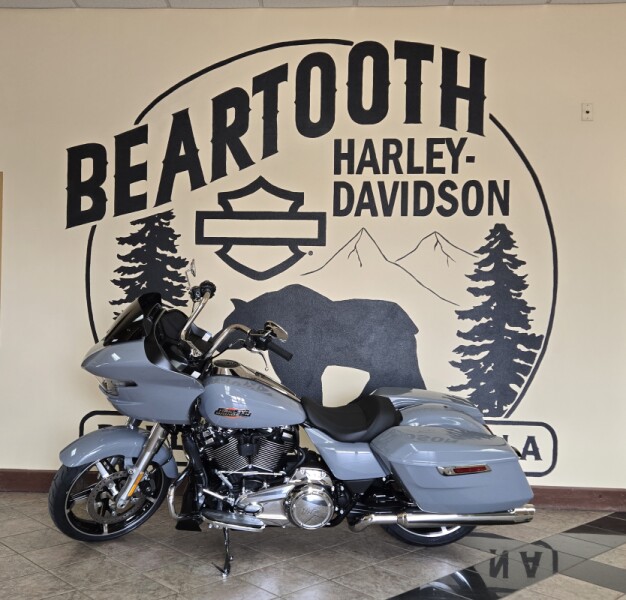 2026 Harley-Davidson® Road Glide® Dark Billiard Gray Chrome Trim