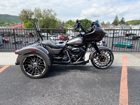 2023 Harley-Davidson® Road Glide® 3 FLTRT