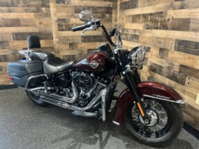 2018 Harley-Davidson® Heritage Classic 114 Twisted Cherry FLHCS thumb 3