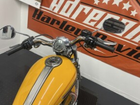 2008 Harley-Davidson® 1200 Custom thumb 0