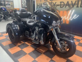 2019 Harley-Davidson Tri Glide Ultra FLHTCUTG thumb 2