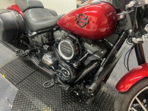 2019 Harley-Davidson® Sport Glide™ thumb 3