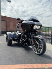 2023 Harley-Davidson® Road Glide® 3 FLTRT thumb 1