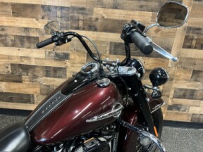 2018 Harley-Davidson® Heritage Classic 114 Twisted Cherry FLHCS thumb 0