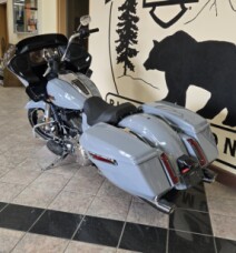 2026 Harley-Davidson® Road Glide® Dark Billiard Gray Chrome Trim thumb 2
