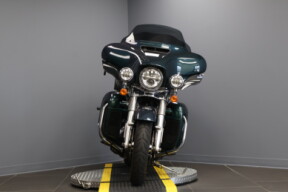 2021 Harley-Davidson® Ultra Limited FLHTK thumb 2