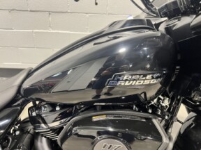 2026 Harley-Davidson® Road Glide® Vivid Black Black Trim  FLTRX thumb 3