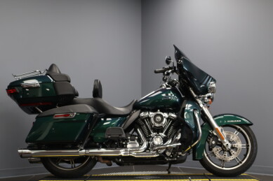 2021 Harley-Davidson® Ultra Limited FLHTK