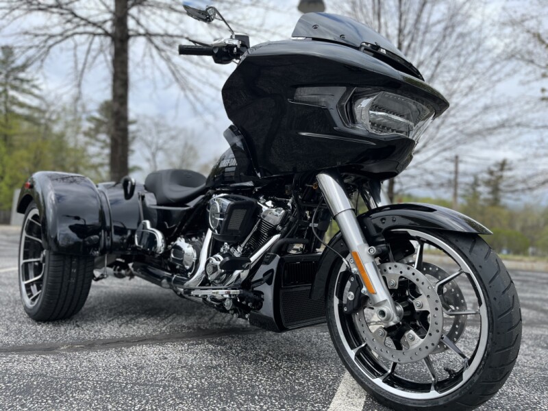 FLTRT 2026 Road Glide 3
