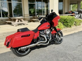 FLTRX 2026 Road Glide® thumb 3