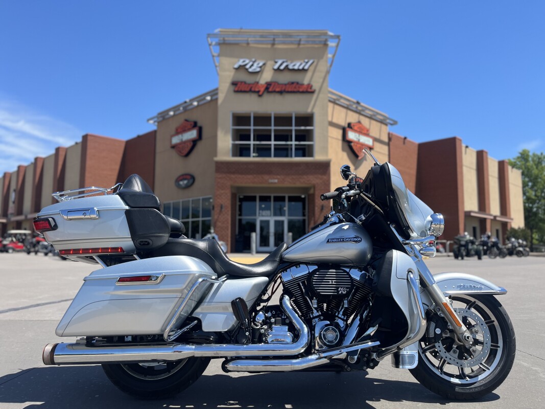 Street Glide® ST | Pig Trail Harley-Davidson®