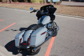 2026 Harley-Davidson® Road Glide™ FLTRX thumb 2