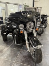 2024 Tri-Glide 114CI thumb 1