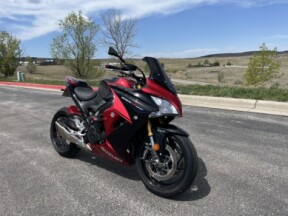 2016 Suzuki GSX-S1000F thumb 3
