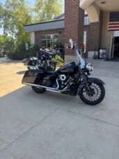 FLHRXS 2019 Road King® Special thumb 3