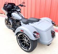2026 Harley-Davidson® Road Glide 3 FLTRT thumb 1