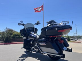 2019 Harley-Davidson® FLHTK Ultra Limited MDNTBLU/BARSLVR 651480 thumb 0