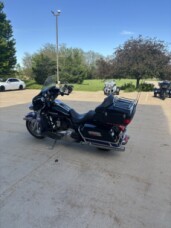  2010 Electra Glide® Ultra Limited thumb 1