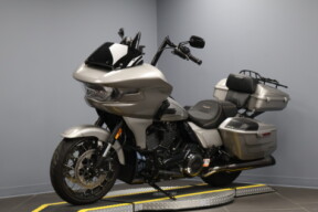 2023 Harley-Davidson® CVO™ Road Glide® FLTRXSE thumb 1