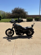 XL 883N 2019 Iron 883™ thumb 0