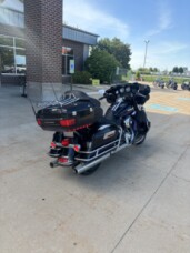  2010 Electra Glide® Ultra Limited thumb 2