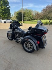 FLHTCUTG 2020 Tri Glide® Ultra thumb 1