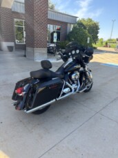FLHX 2009 Street Glide® thumb 2