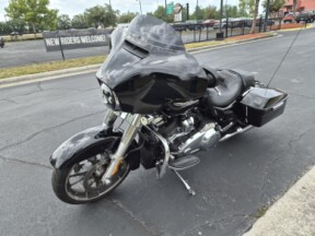FLHX 2020 Street Glide® thumb 1