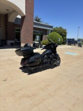 Harley-Davidson® Street Glide® Ultra 2025 FLHXU thumb 2