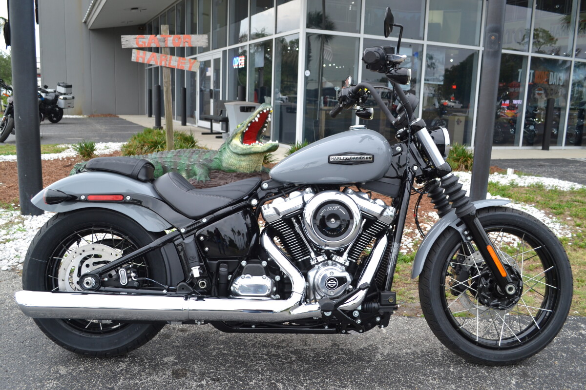 2026 Harley-Davidson® Low Rider® ST Blood Orange - FXLRST | Gator
