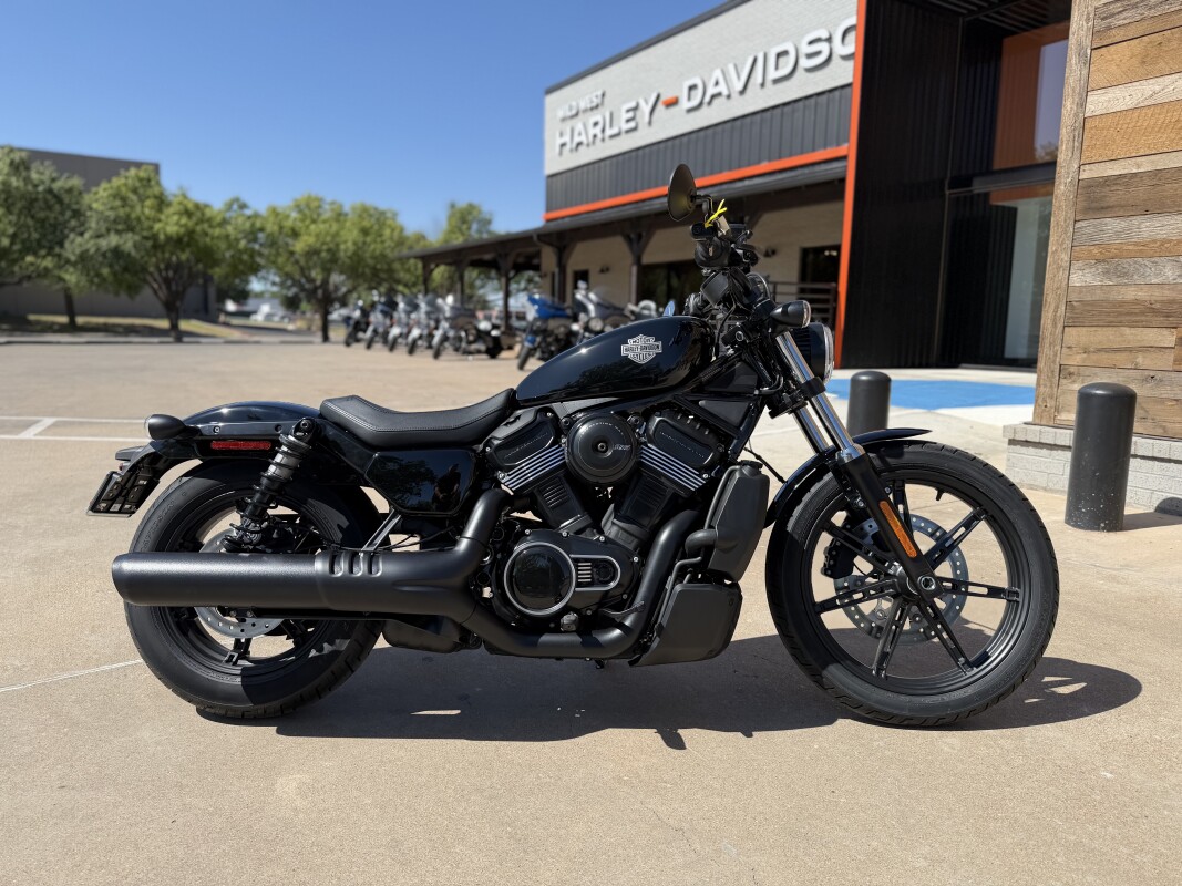 2026 Harley-Davidson® Nightster® Vivid Black Black Trim | Wild