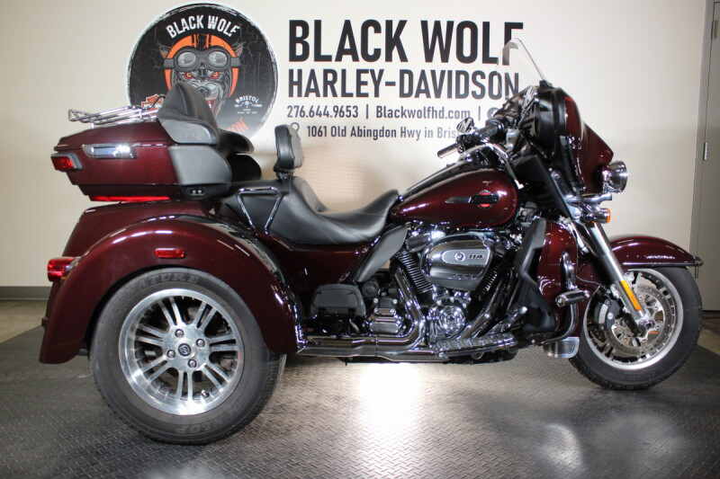 2022 Harley-Davidson® Tri Glide® Ultra FLHTCUTG