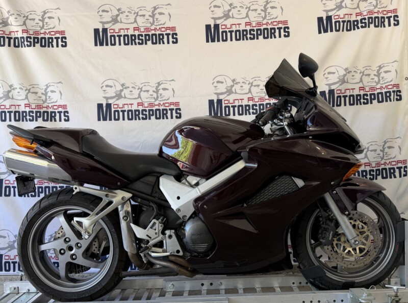 Incoming Unit: 2004 Honda VFR800